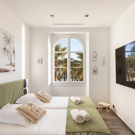 8h - Penthouse 4 *
