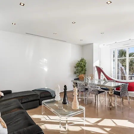 8h - Penthouse 4 Appartamento Cannes